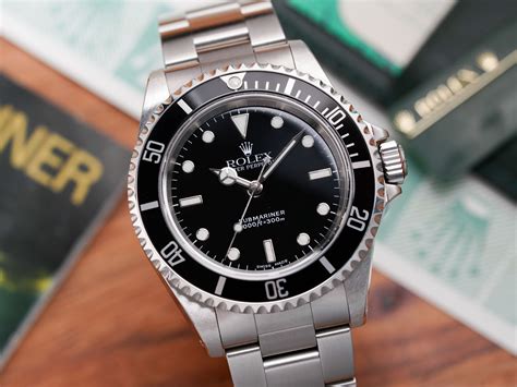 rolex 14060m 2 lignes|Rolex 14060m submariner.